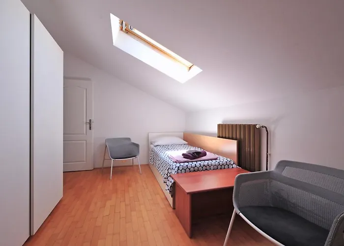 Beach Apartment Bacvice